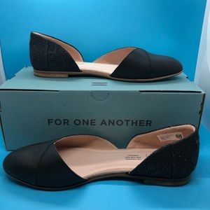 Toms Julie D’Orsay Flat BNIB 8.5